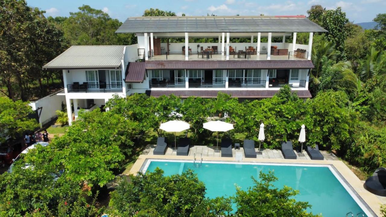 Atteriya Sigiriya Hotel Eksteriør billede