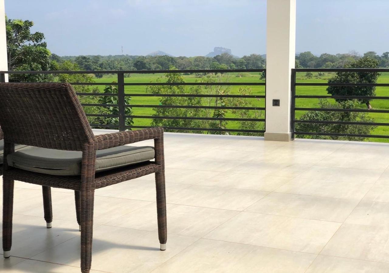 Atteriya Sigiriya Hotel Eksteriør billede